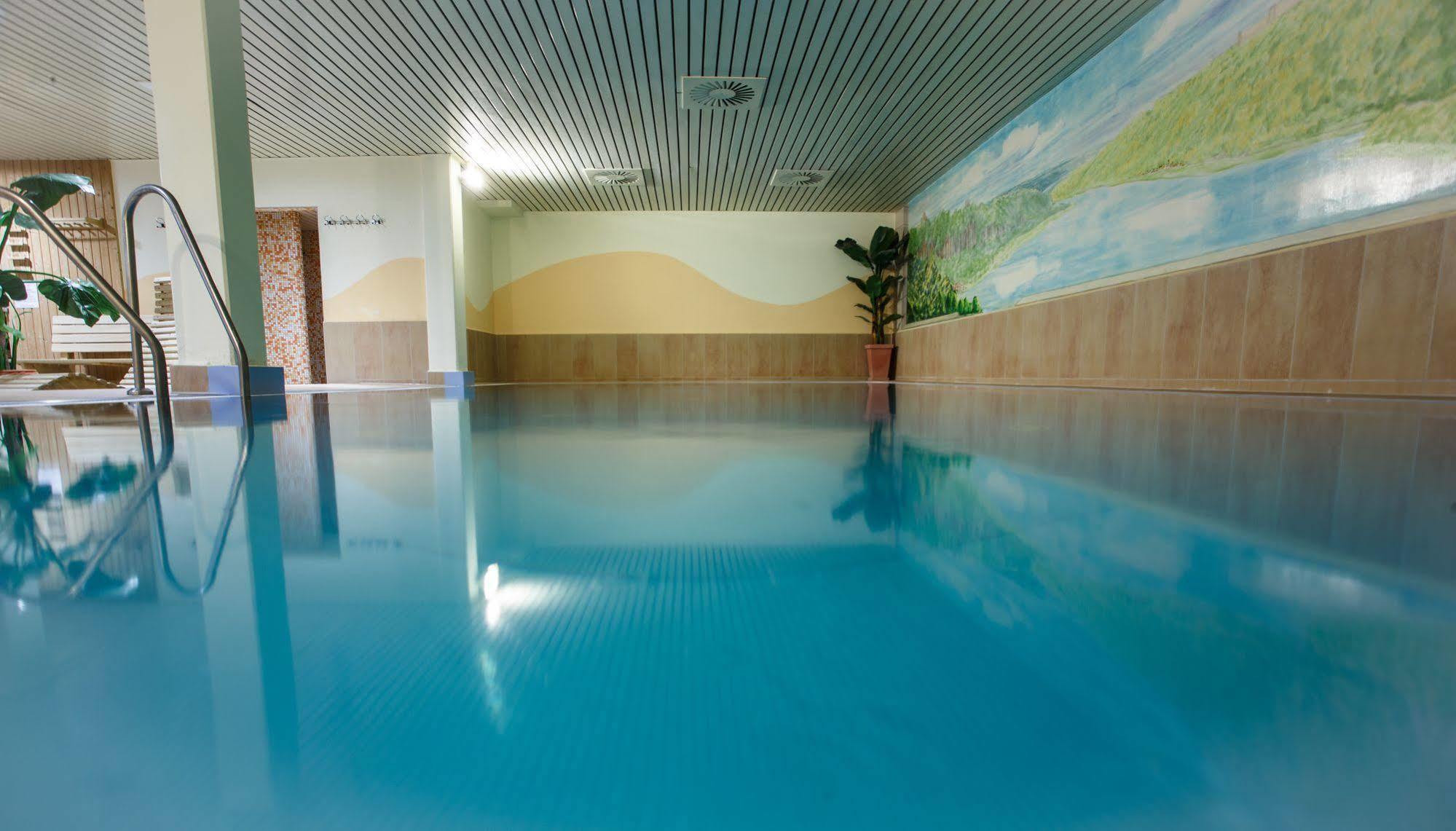 Hotel Sportwelt ราเดแบร์ก ภายนอก รูปภาพ